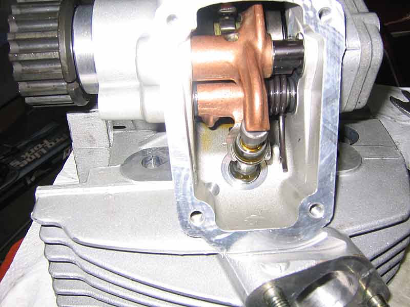 モンスター400のエンジンのリフレッシュ｜TIPS | DUCATI専門のパーツ・セレクト通販 TRESTLES(トレッセル)